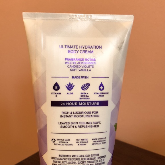 Bath & Body Works Gingham Vibrant Body Cream!! NEW!! - Picture 2 of 2